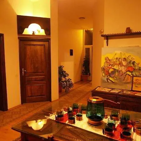 Tradita Hotel 4*