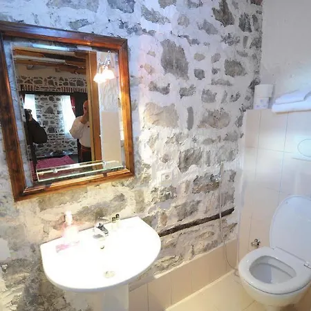 Tradita Hotel